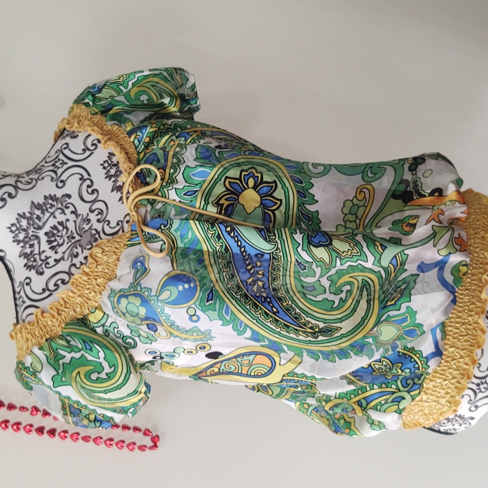 Uno Core Satin Sheer Paisley Smocked Blouse Green & Gold Lg